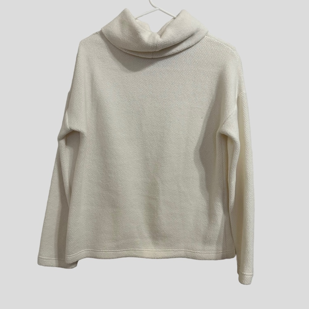A New Day cream Turtleneck sweater size S.